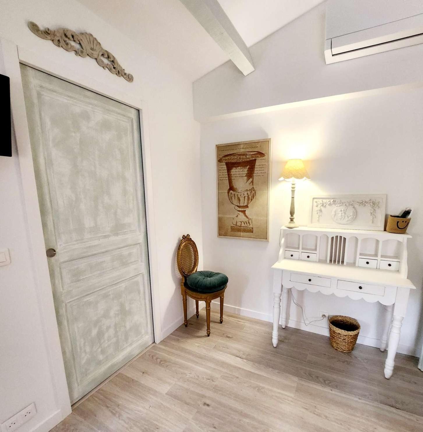 Le Clos Renaissance Oppède Exterior foto